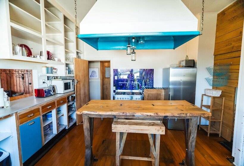 Pinedale Lodge & Apartment