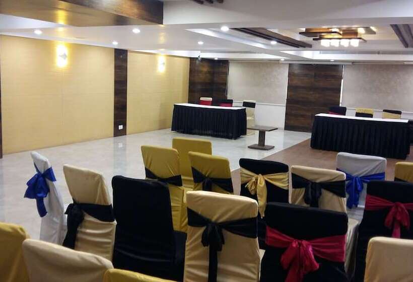 Pride Biznotel Vadodara