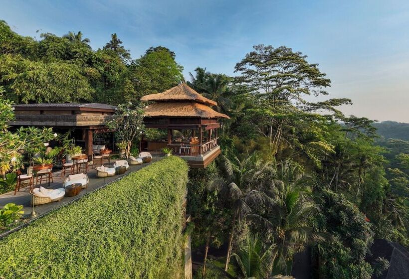 リゾートホテル Mandapa, A Ritz Carlton Reserve