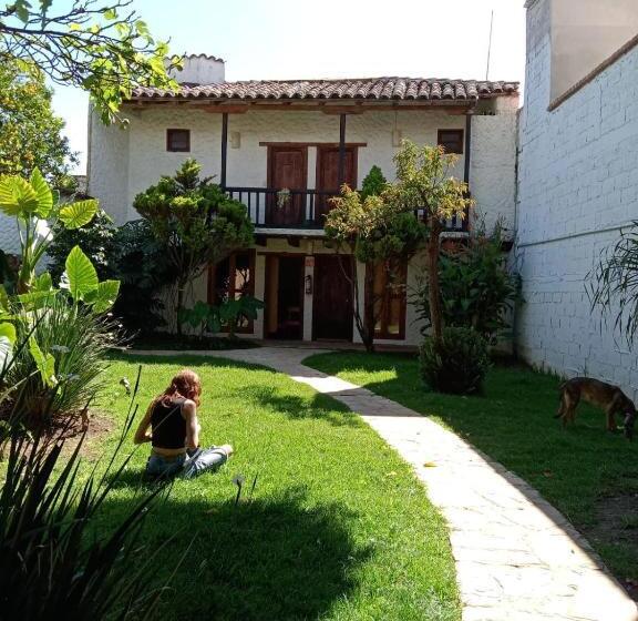 Rossco Backpackers Hostel