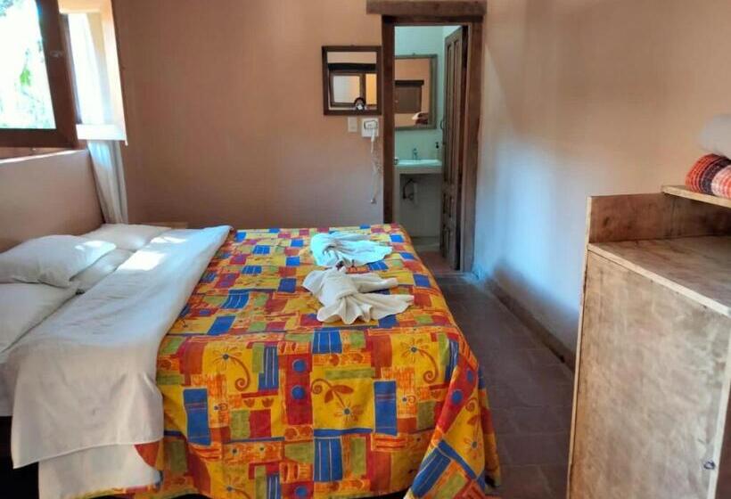 Rossco Backpackers Hostel