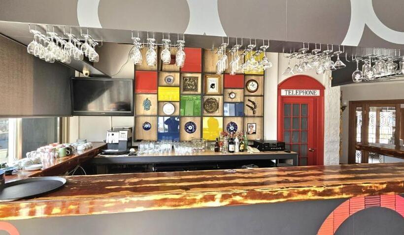 Serpina Hotel   Adults Only