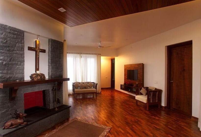 Silver Oak Plantation Bungalow