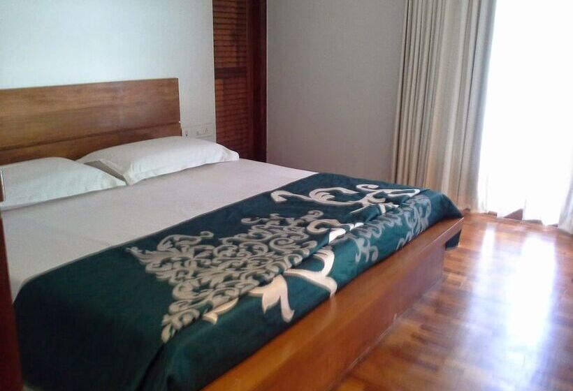 Silver Oak Plantation Bungalow