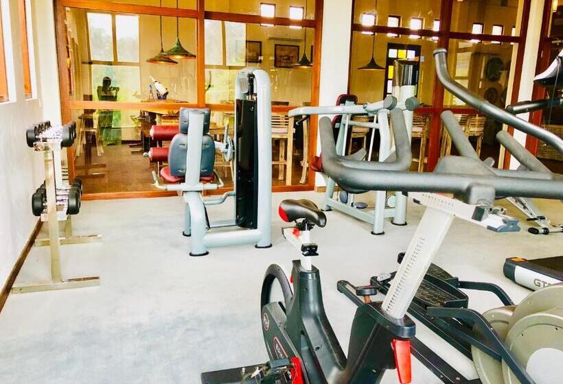 Thaproban Pavilion Resort & Spa