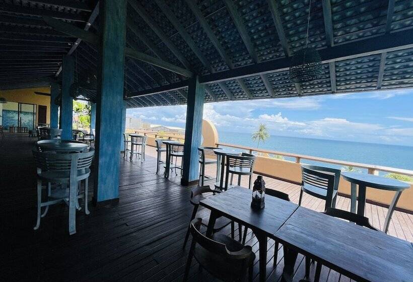 Thaproban Pavilion Resort & Spa