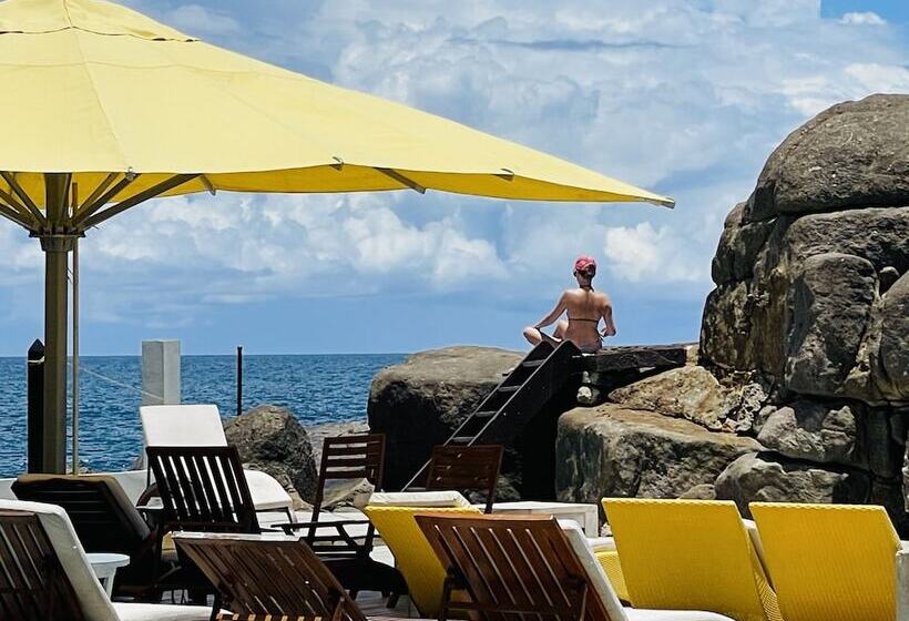 Thaproban Pavilion Resort & Spa