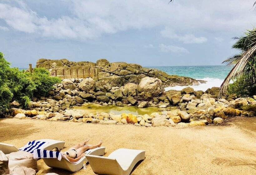 Thaproban Pavilion Resort & Spa