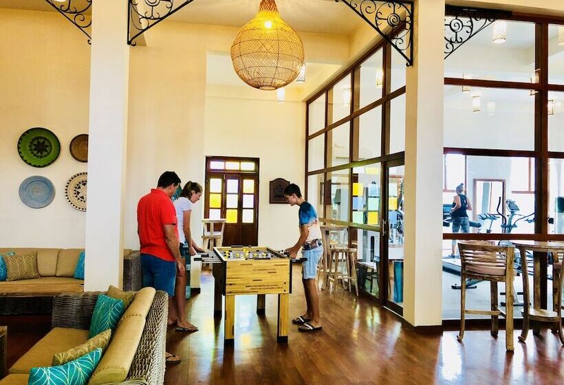 Thaproban Pavilion Resort & Spa