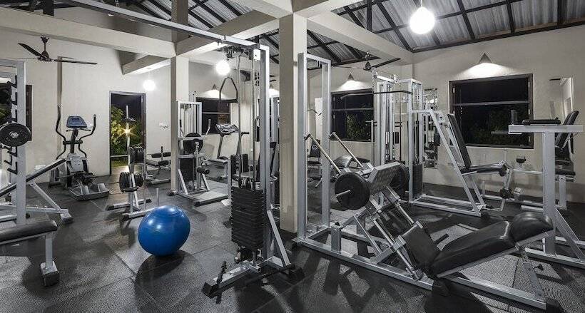 Villa Mayurana By Edwards Collection