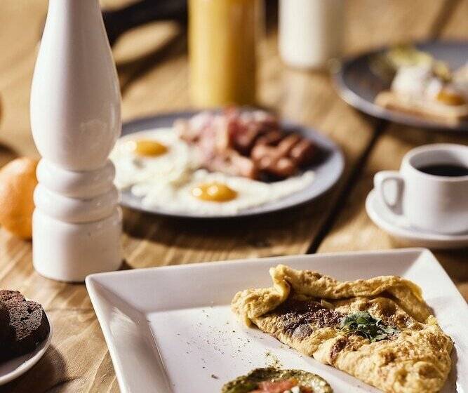 هتل Stone Suites By White Hills