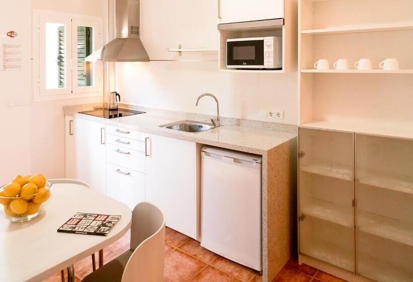 Apartamentos El Pino  Formentera Break