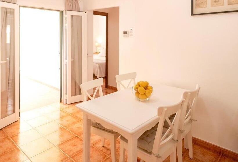 Apartamentos El Pino  Formentera Break