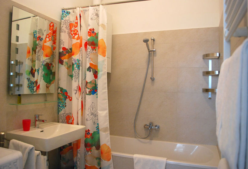 1080 City Apartments