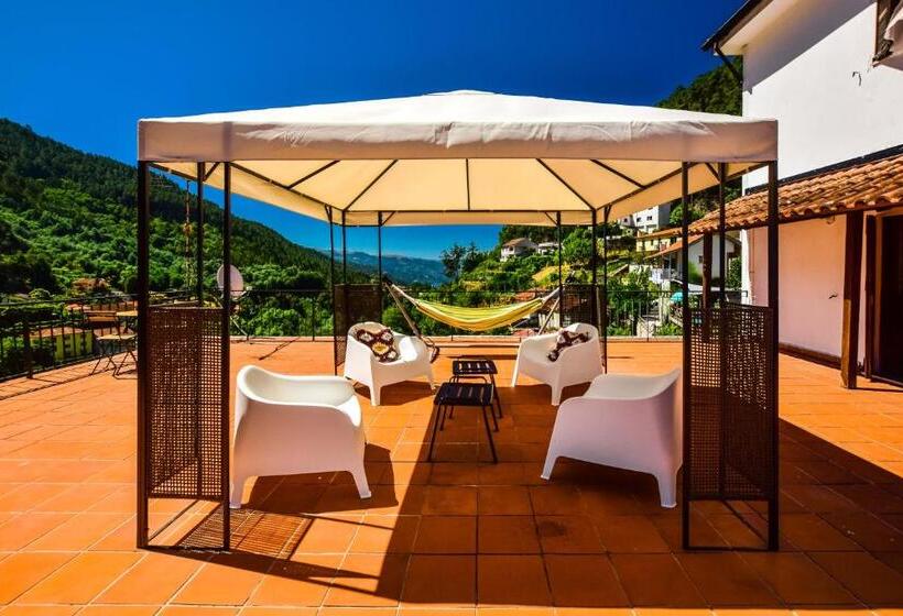 הוסטל Nations Gerês   Bed & Breakfast