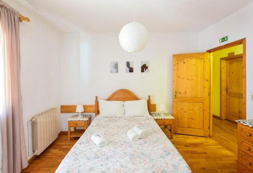 הוסטל Nations Gerês   Bed & Breakfast