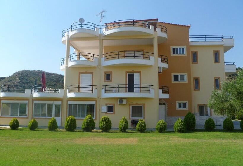 Anilio Plaza