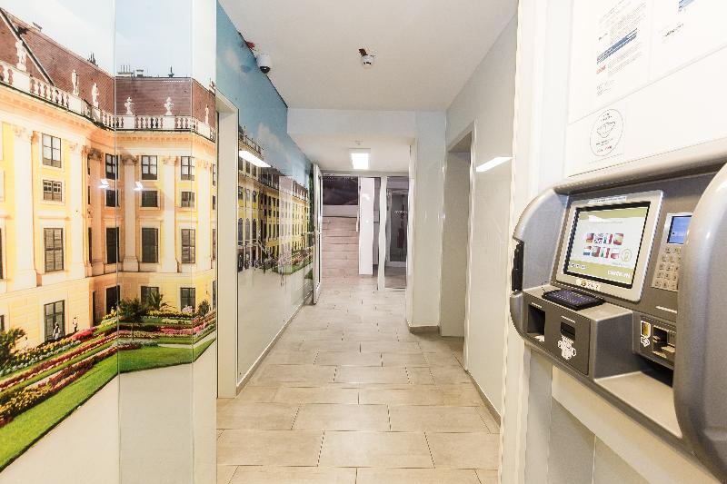 Smart Apart Living   Wien Hauptbahnhof   Self Check In