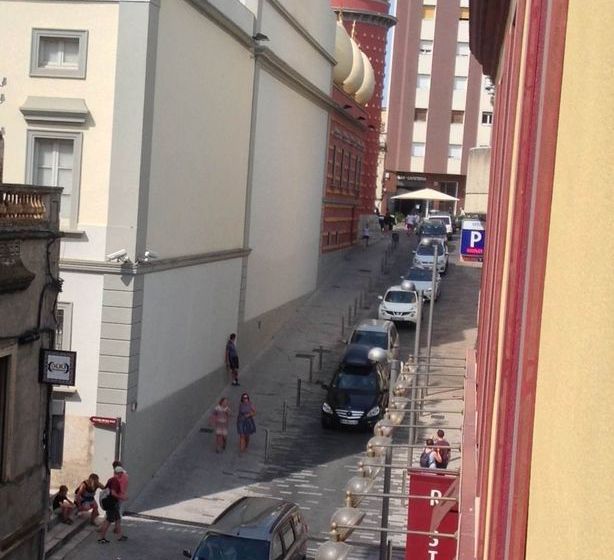 Apartamentos Dalinium