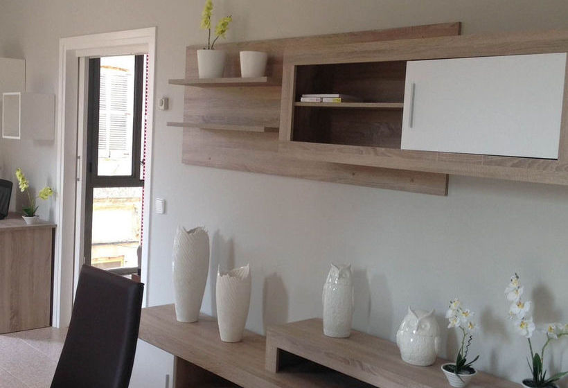 Apartamentos Dalinium