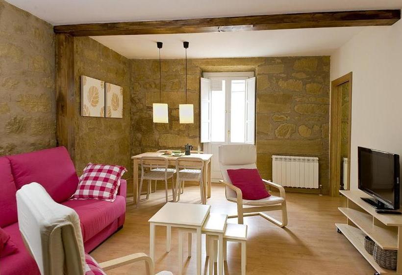 Apartamentos Turísticos Los Zapatos Morados