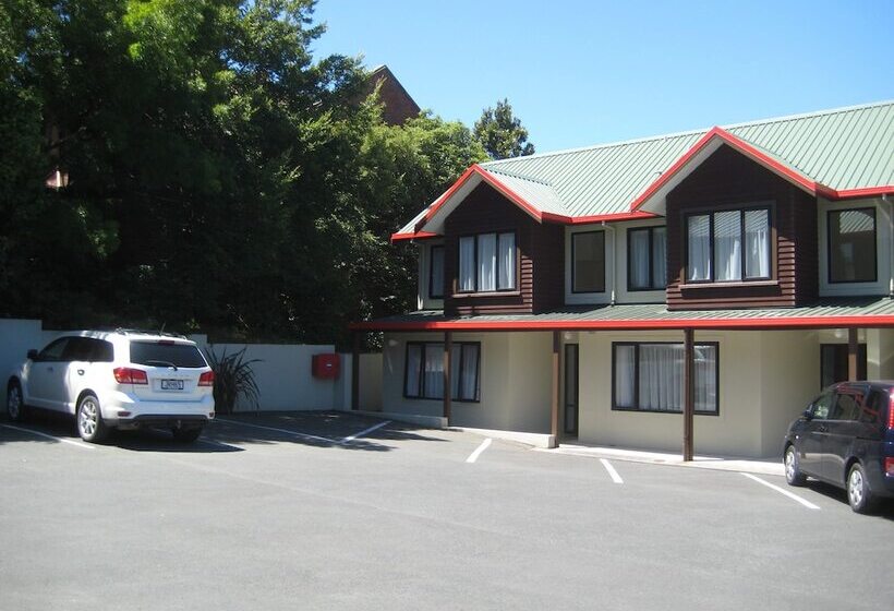 755 Regal Court Motel