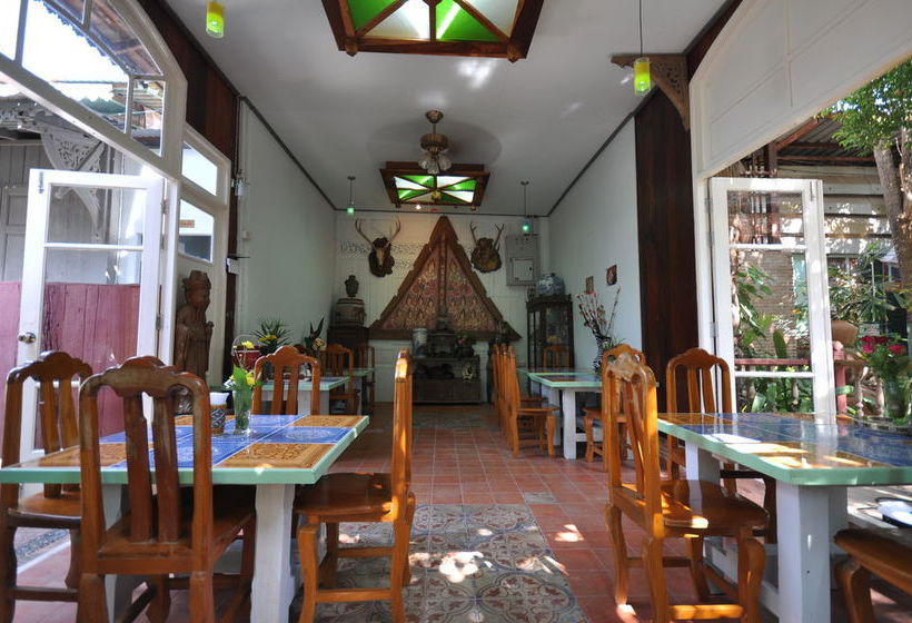 Ayutthaya Bouchic Hostel
