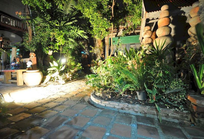 Ayutthaya Bouchic Hostel