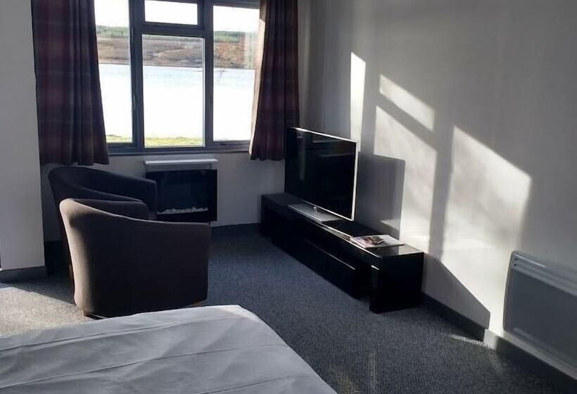 مبيت وإفطار Altnacealgach Motel