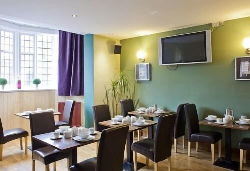 Bed and Breakfast Burton Stone Inn   Free Parking On Site