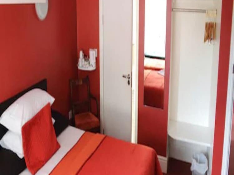 住宿加早餐  Elgano Guest House