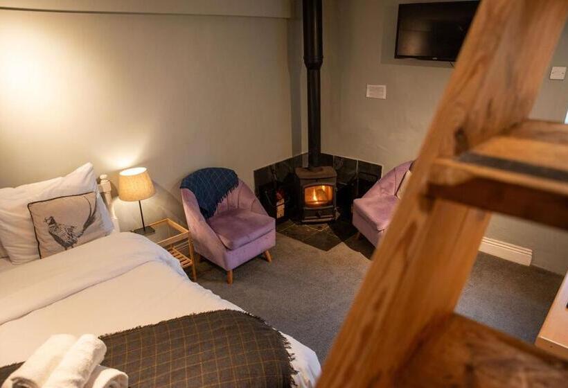 مبيت وإفطار High Paradise Farm