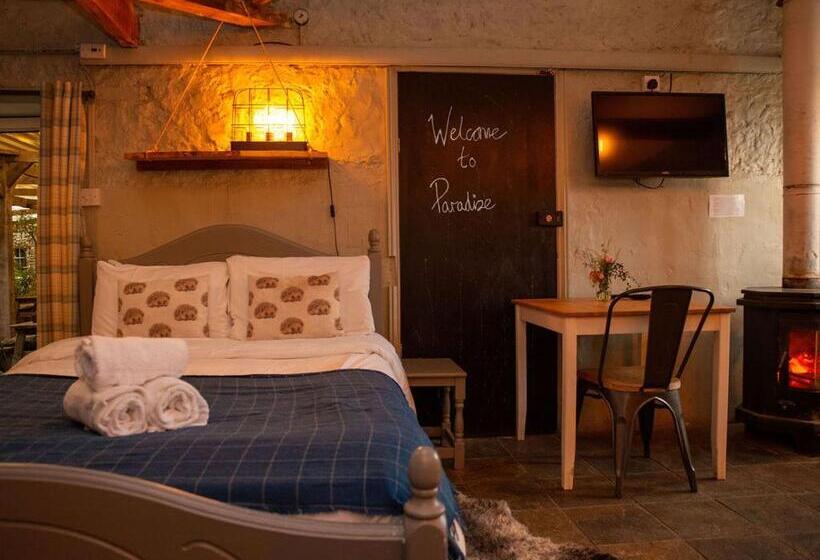 مبيت وإفطار High Paradise Farm