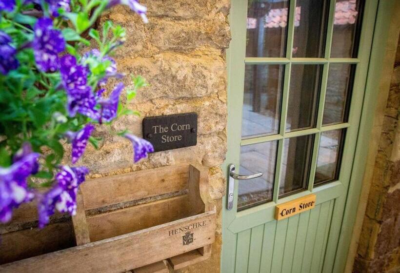 مبيت وإفطار High Paradise Farm