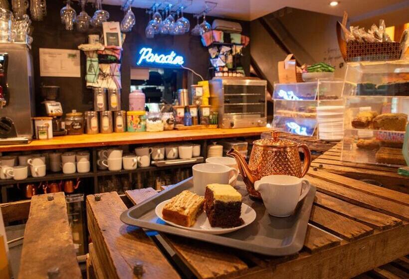 مبيت وإفطار High Paradise Farm