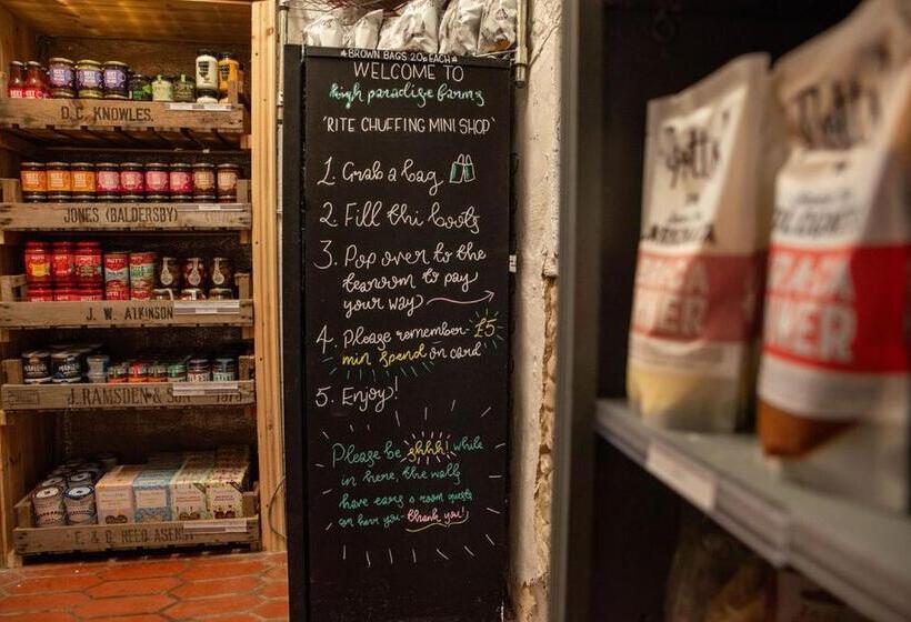 مبيت وإفطار High Paradise Farm