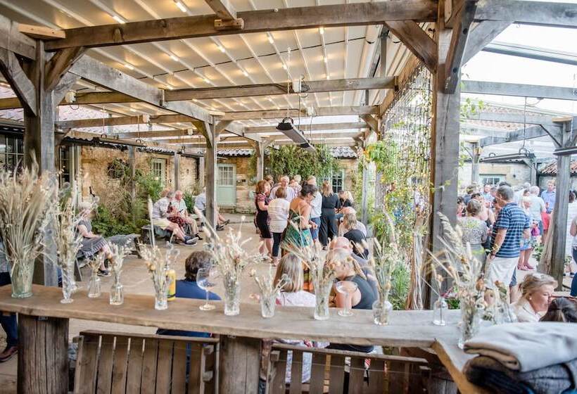 مبيت وإفطار High Paradise Farm