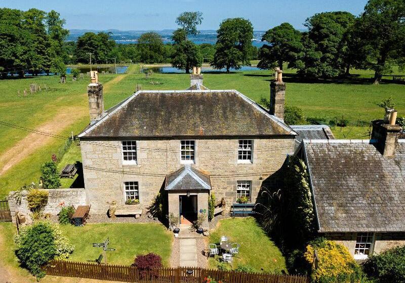 민박 Parkhead House