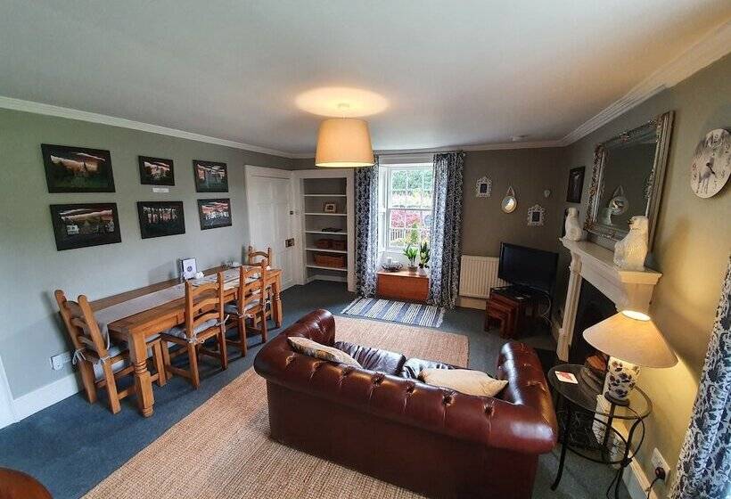 민박 Parkhead House