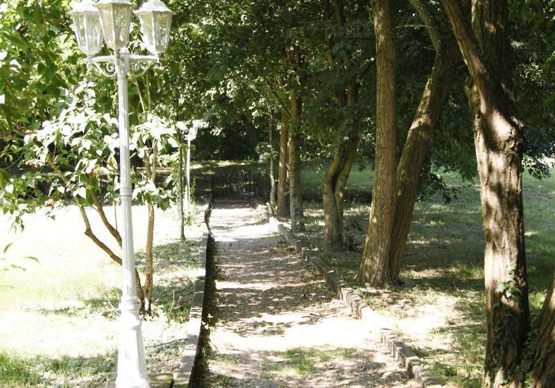 Domaine De Beaupré   Hotel The Originals Relais