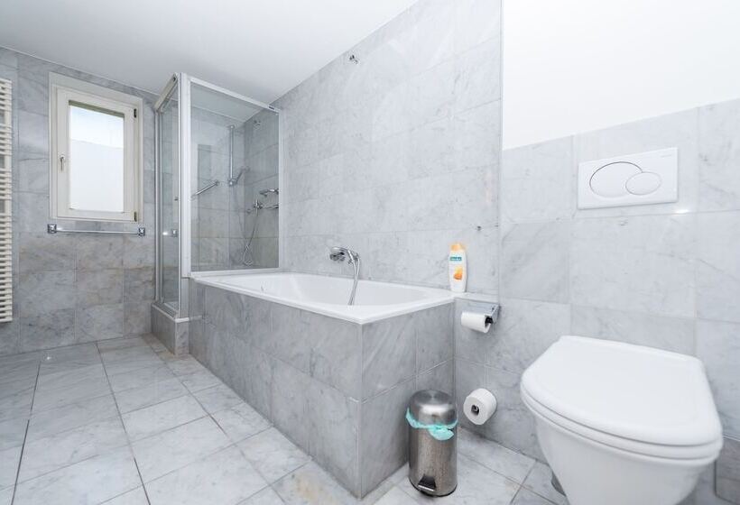 Duschel Apartments City Center