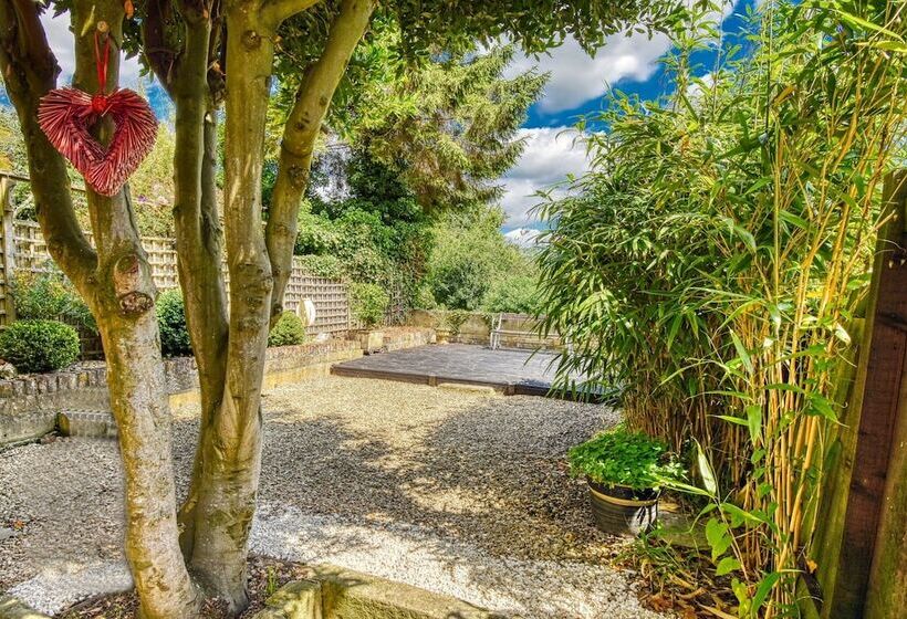 Ghar Homes   Bath City Centre Cosy Retreat