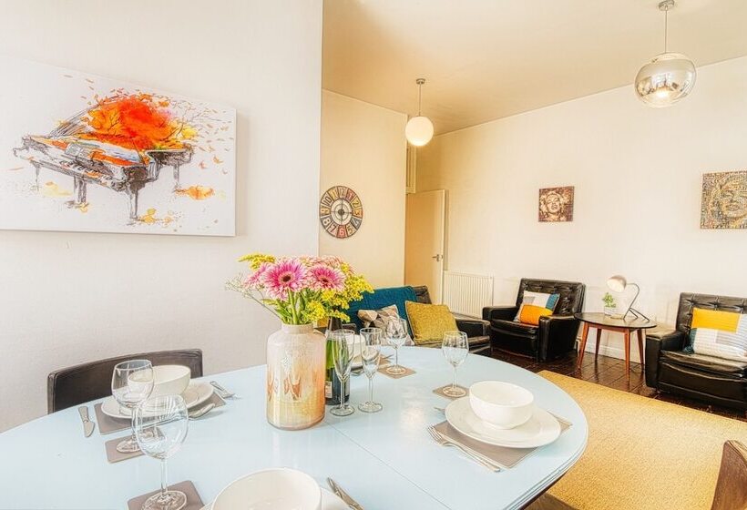 Ghar Homes   Bath City Centre Cosy Retreat