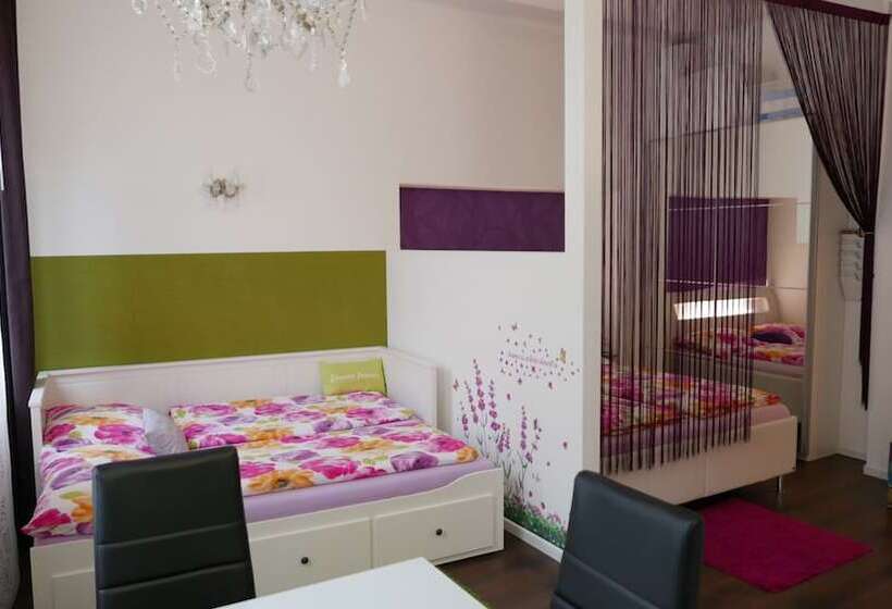 Govienna Small Modern Apartment