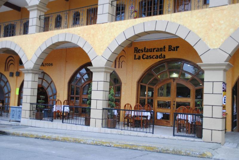 Отель Arcos Del Parque