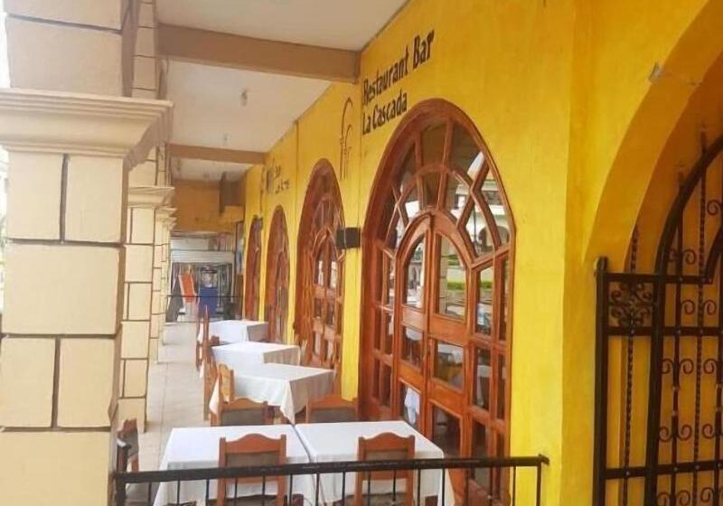 Отель Arcos Del Parque