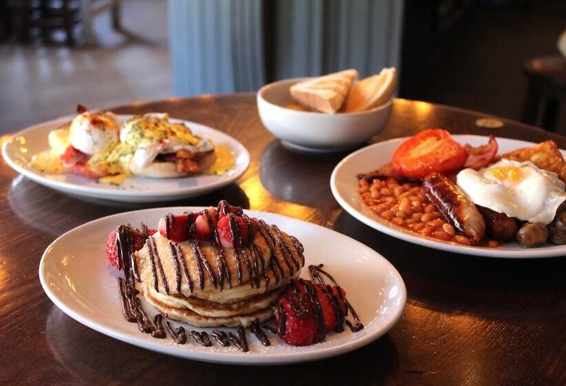 בית מלון כפרי Black Lion