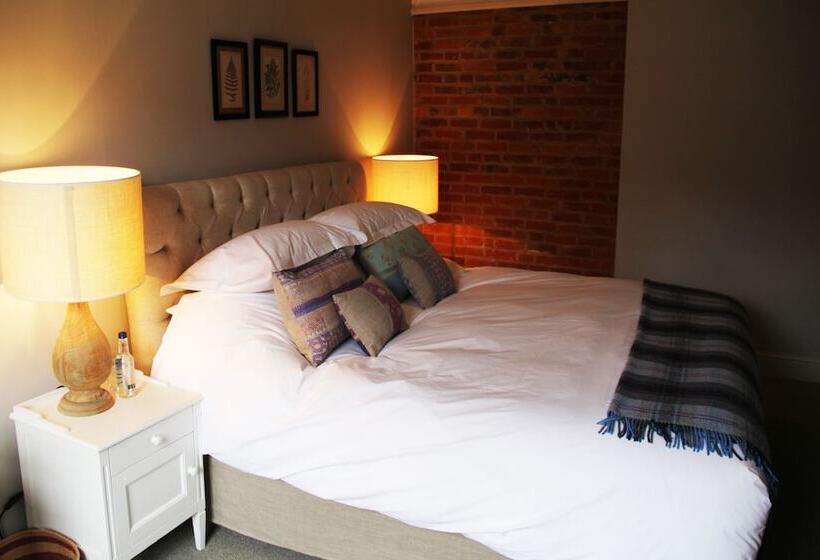 ホテル Bel And The Dragon Odiham