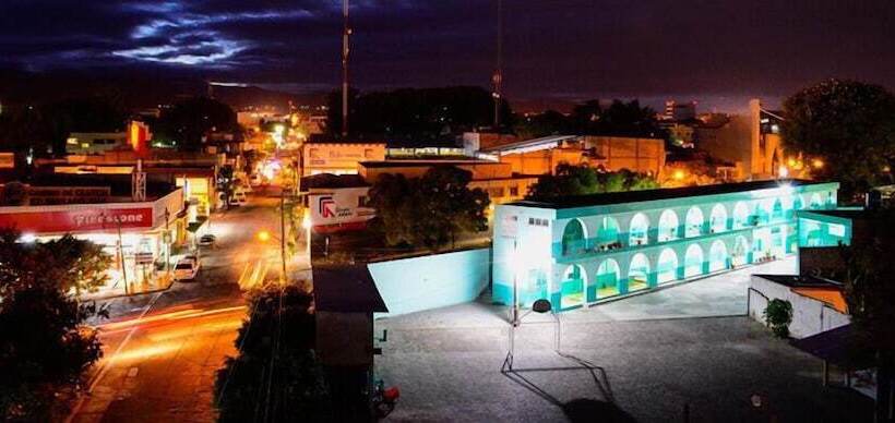 ホテル Bella Vista Tehuacan