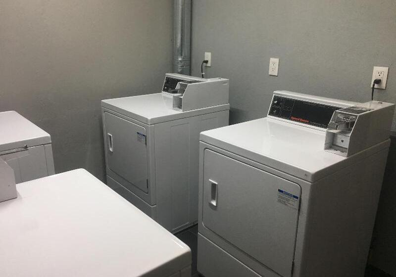 Отель Block Suites